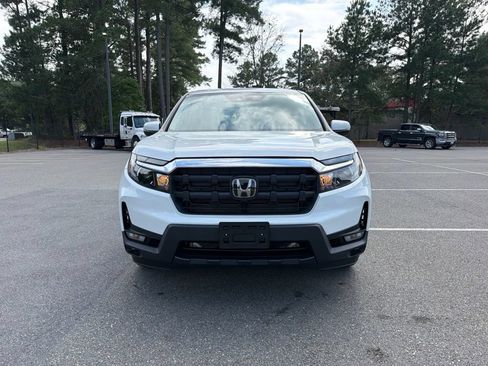 Certified 2025 Honda Ridgeline RTL image 3