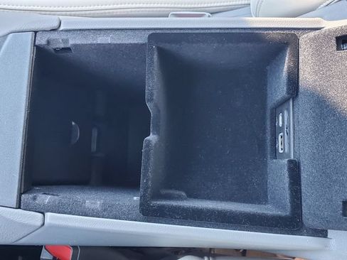 Certified 2024 Cadillac XT6 Premium Luxury w/ LPO, Floor Liner Package AWD/4WD image 37