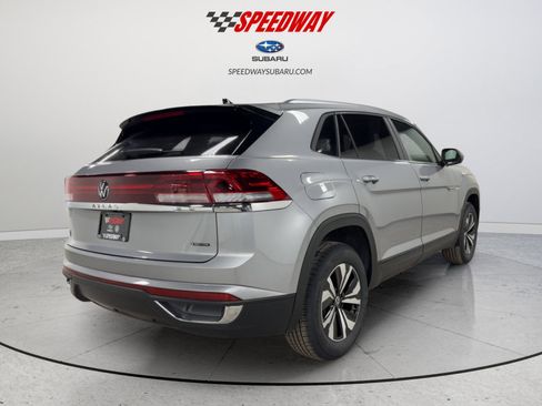 New 2026 Volkswagen Atlas Cross Sport SE AWD/4WD image 9