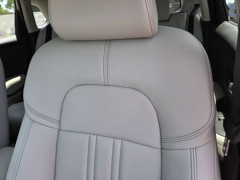 Used 2026 Honda HR-V EX-L image 15