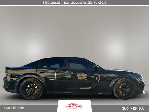 Used 2023 Dodge Charger SRT Hellcat w/ Harman/Kardon Audio Group image 5