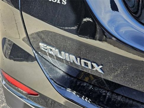 Used 2021 Chevrolet Equinox LT image 15