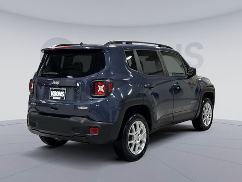 Used 2022 Jeep Renegade Latitude w/ Sun/Sound Group image 7