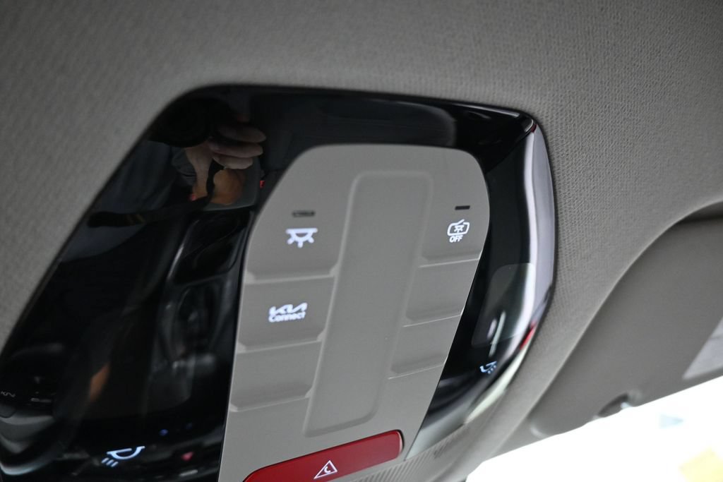 Used 2025 Kia K4 EX FWD image 30