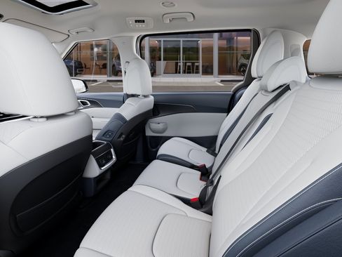 New 2026 Kia Carnival SX Prestige image 18