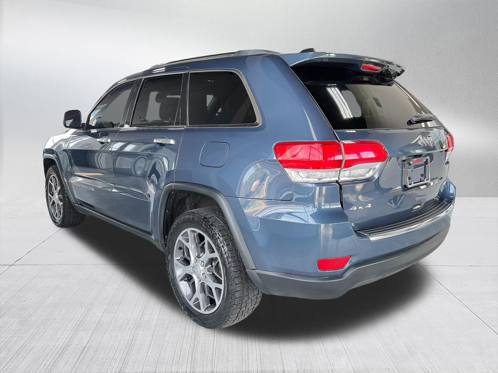 Used 2019 Jeep Grand Cherokee Limited AWD/4WD image 6