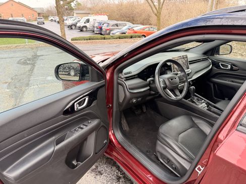 Used 2022 Jeep Compass High Altitude image 11