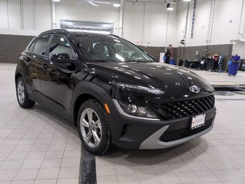 Used 2023 Hyundai Kona SEL image 1