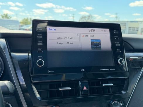 Used 2023 Toyota Camry XSE FWD image 21