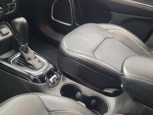 Used 2021 Jeep Compass Limited FWD image 26