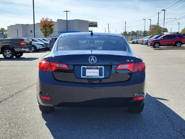 Used 2015 Acura ILX FWD image 5