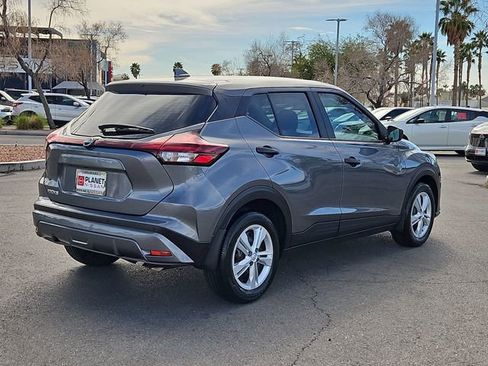 Certified 2025 Nissan Kicks Play S image 10