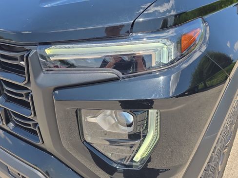 Used 2023 GMC Canyon Elevation w/ Elevation Premium Package RWD image 27