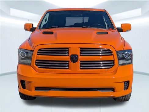 Used 2015 RAM 1500 Sport w/ Ignition Orange Sport Package image 10