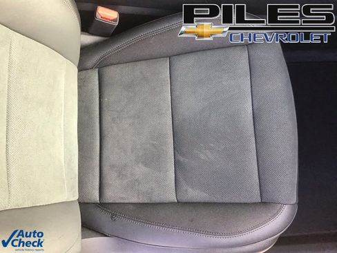 Used 2024 Chevrolet Blazer EV RS image 25