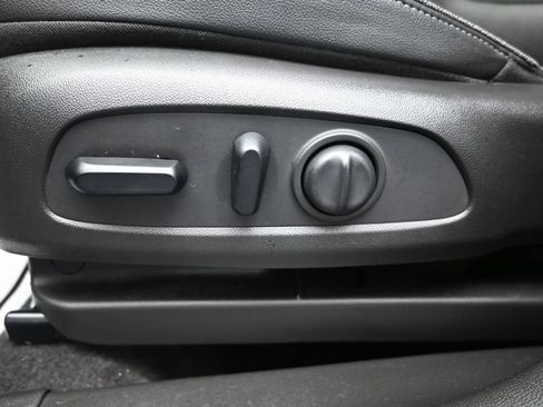 Used 2020 Buick Encore GX Select FWD image 11