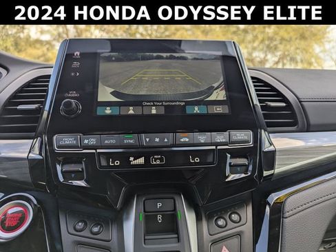 Used 2024 Honda Odyssey Elite image 33