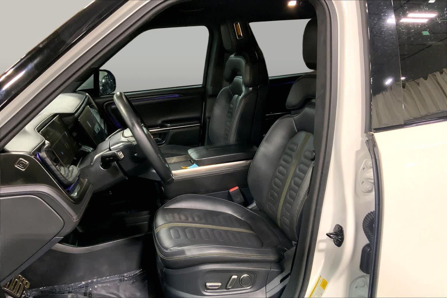 Used 2023 Rivian R1S Launch Edition Quad AWD/4WD image 7