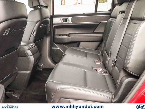 Certified 2024 Hyundai Santa Fe Limited FWD image 18
