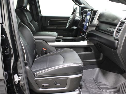 Used 2025 RAM 3500 Laramie w/ Night Edition image 33