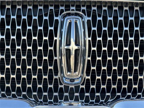 Used 2023 Lincoln Navigator Reserve image 36