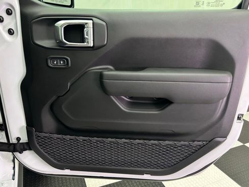 New 2026 Jeep Wrangler Unlimited Rubicon image 20