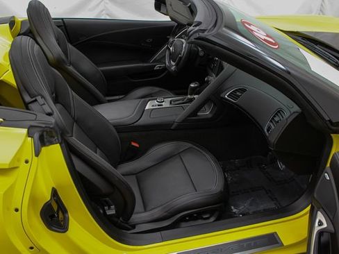 Used 2016 Chevrolet Corvette Stingray Convertible w/ 2LT Preferred Equipment Group RWD image 22