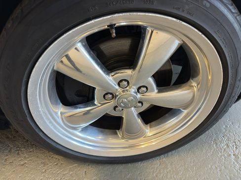 Used 2010 Dodge Challenger R/T image 30