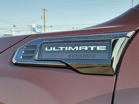 Used 2024 GMC Sierra 2500 Denali Ultimate w/ Max Trailering Package AWD/4WD image 9