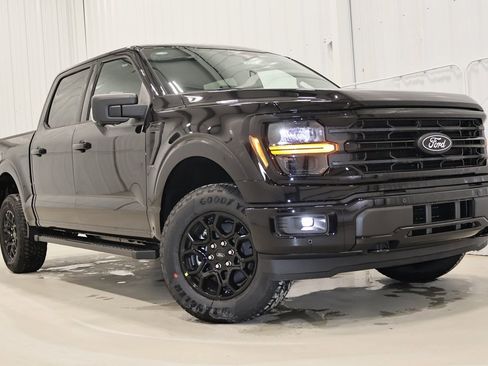 New 2025 Ford F150 XLT w/ Equipment Group 302A MID image 30