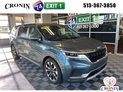 Certified 2024 Kia Carnival EX image 1