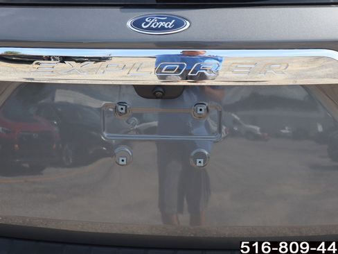 Used 2023 Ford Explorer XLT w/ Equipment Group 202A image 35