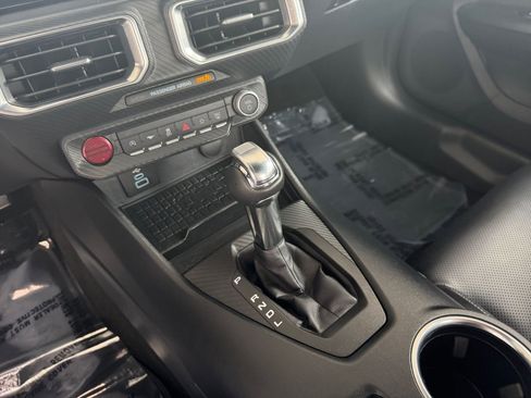 Used 2024 Ford Mustang Premium image 40