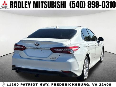 Used 2020 Toyota Camry XLE FWD image 21