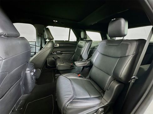 Used 2022 Ford Explorer ST w/ Equipment Group 401A image 15