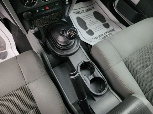 Used 2009 Jeep Wrangler Rubicon w/ Dual Top Group AWD/4WD image 10