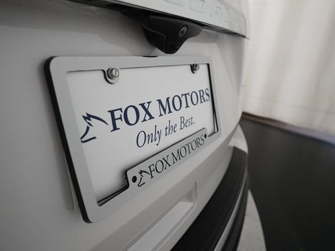 Used 2019 Ford Explorer XLT w/ Equipment Group 202A AWD/4WD image 40