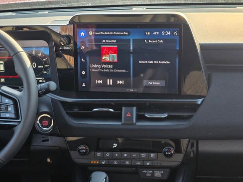 Used 2026 Subaru Outback Premium image 3