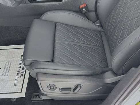 Certified 2025 Audi SQ5 Premium Plus image 20