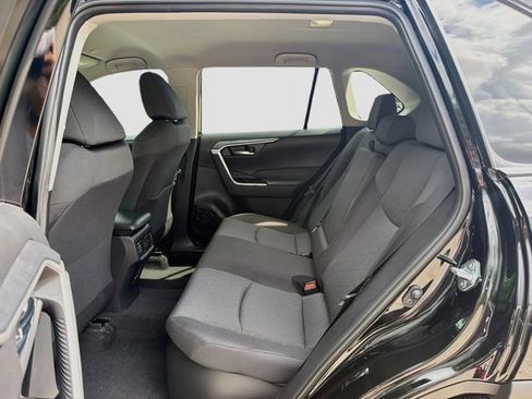 Used 2024 Toyota RAV4 AWD Hybrid image 19