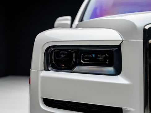 Used 2019 Rolls-Royce Cullinan image 8