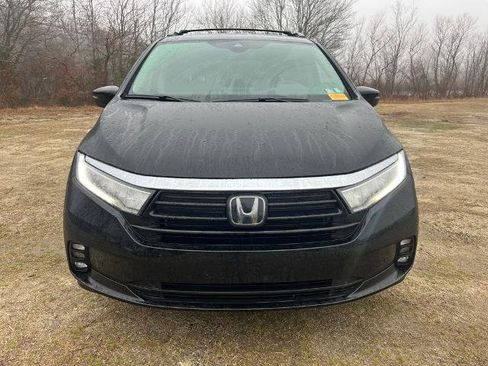 Used 2024 Honda Odyssey Touring image 2