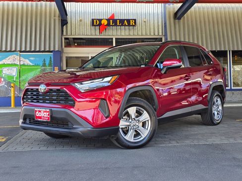Used 2024 Toyota RAV4 XLE w/ Convenience Package image 1