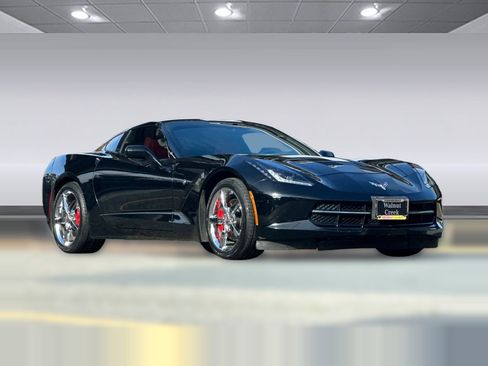 Used 2014 Chevrolet Corvette Stingray Coupe image 6