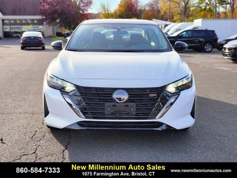 Used 2025 Nissan Sentra SR image 8