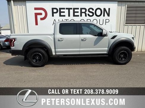 Used 2017 Ford F150 Raptor w/ Equipment Group 802A Luxury AWD/4WD image 3