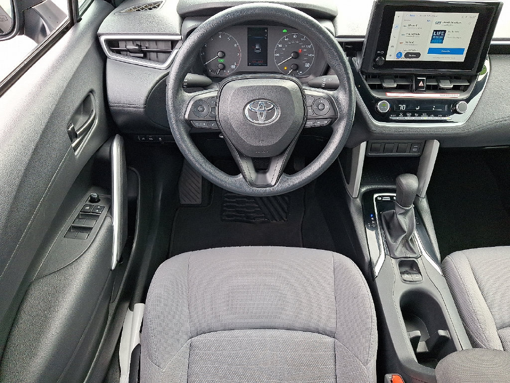 Used 2024 Toyota Corolla Cross AWD Hybrid image 12