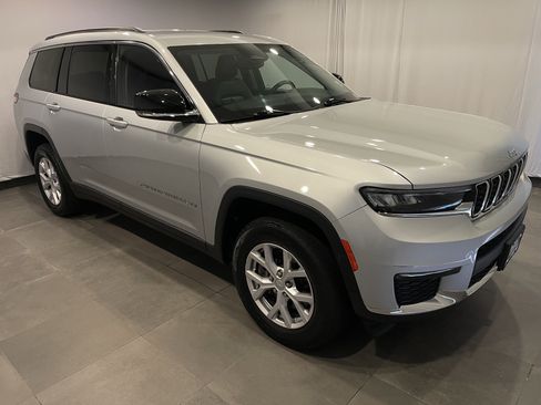 Used 2022 Jeep Grand Cherokee L Limited AWD/4WD image 4
