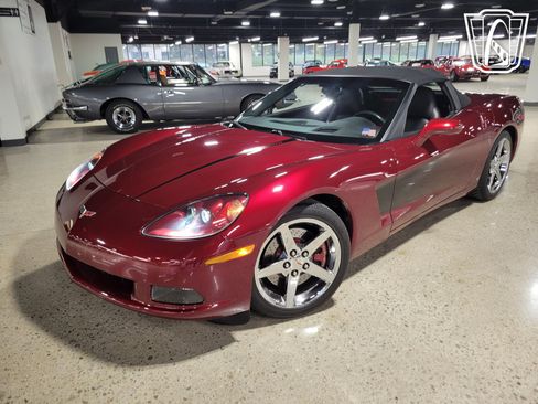 Used 2007 Chevrolet Corvette Convertible w/ Preferred Equipment Group image 18