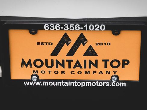 Used 2016 Chevrolet Suburban LTZ AWD/4WD image 3